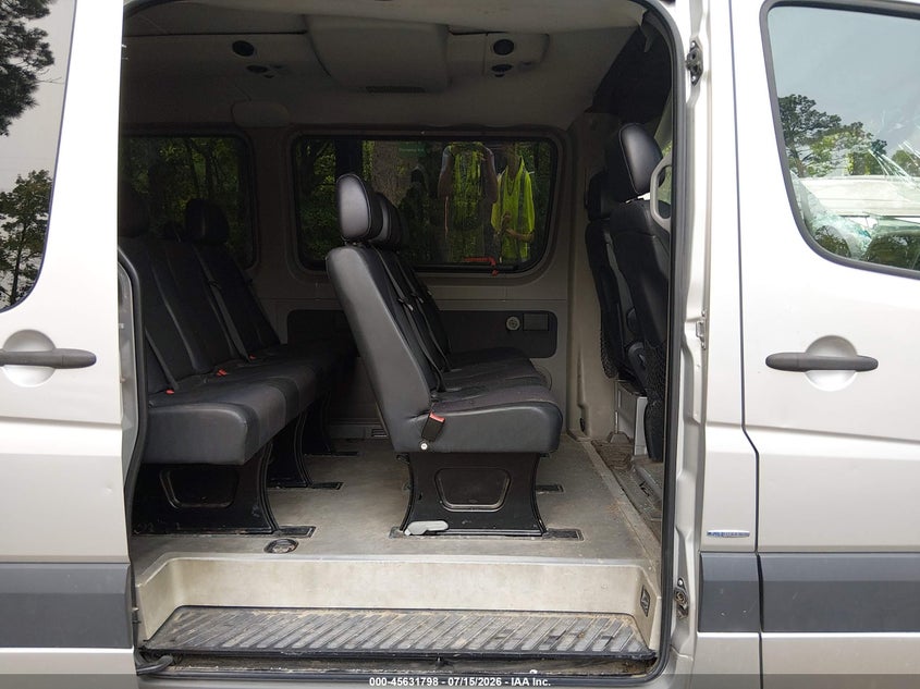 2011 Mercedes-benz Sprinter VIN WDZPE7CC7B5553846 IAAI salvage auction — ROOF, Salvage (Virginia), sold $3,050 on 2026-07-28 (photo 8)
