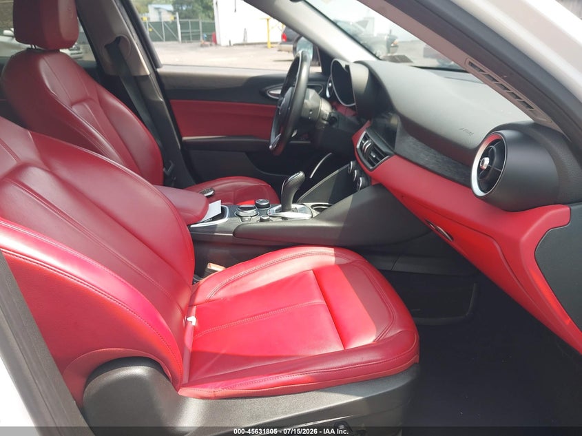 2021 Alfa romeo Giulia VIN ZARFANAN6M7646547 IAAI salvage auction — FRONT END, Salvage Title, sold $3,350 on 2026-08-12 (photo 5)