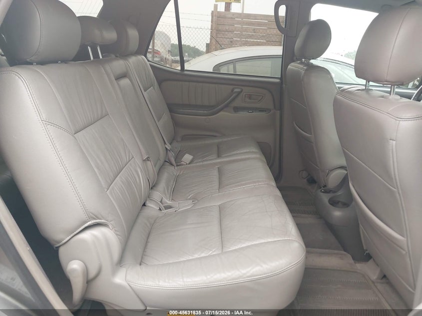 2005 Toyota Sequoia VIN 5TDBT48A55S254778 IAAI salvage auction — NORMAL WEAR, Clear (Massachusetts), sold $2,100 on 2026-07-21 (photo 8)
