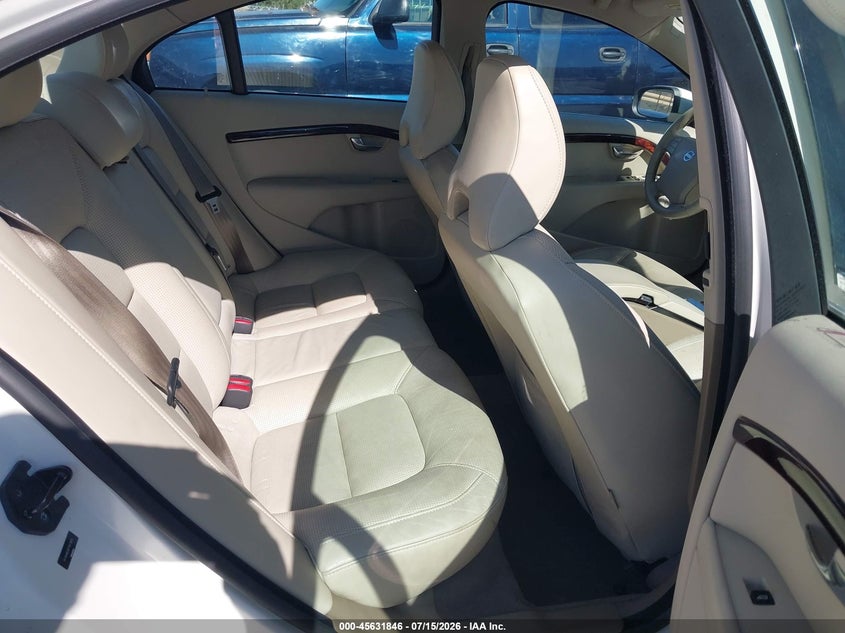 2007 Volvo S80 VIN YV1AH852871041979 IAAI salvage auction — RIGHT FRONT, Salvage (California), sold $675 on 2026-08-20 (photo 8)