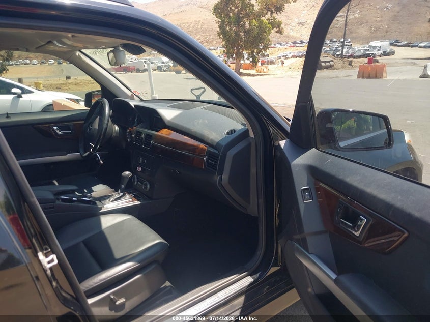 2011 Mercedes-benz Glk-class VIN WDCGG5GB8BF663888 IAAI salvage auction — NORMAL WEAR, Clear - Dealer Only (California), sold $1,050 on 2026-07-28 (photo 5)