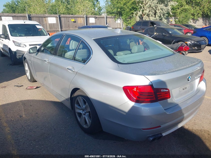 2012 BMW 5er VIN WBAXH5C50CDW03598 IAAI salvage auction — NORMAL WEAR, Clear (Colorado), sold $25 on 2026-07-21 (photo 3)
