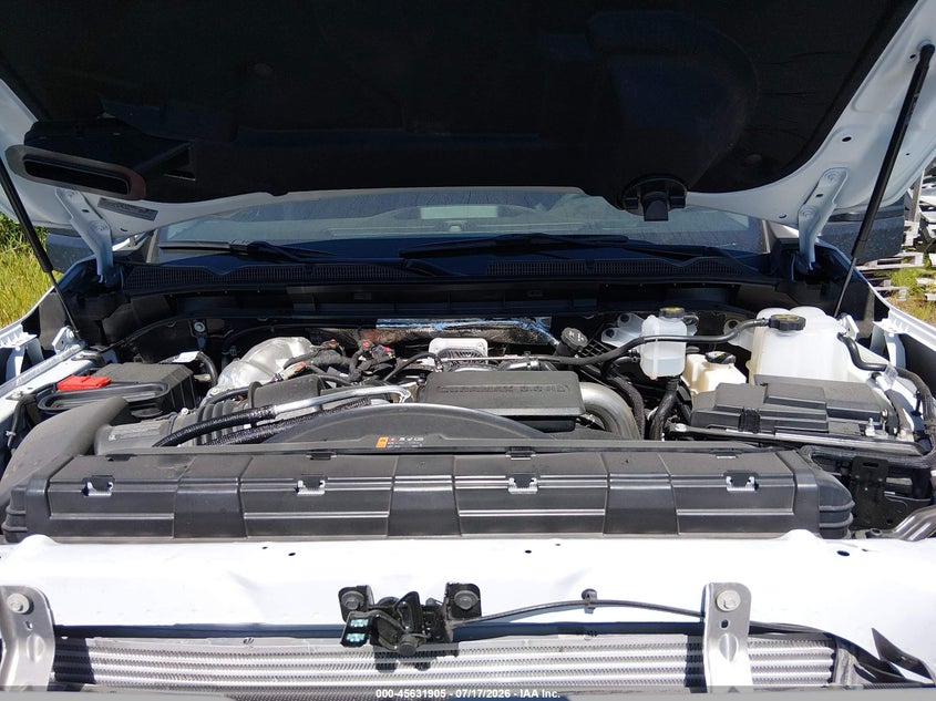 2026 Gmc VIN 1GT3ULEY3TF186507 IAAI salvage auction — FRONT END, Salvage Title, sold $24,250 on 2026-07-31 (photo 9)