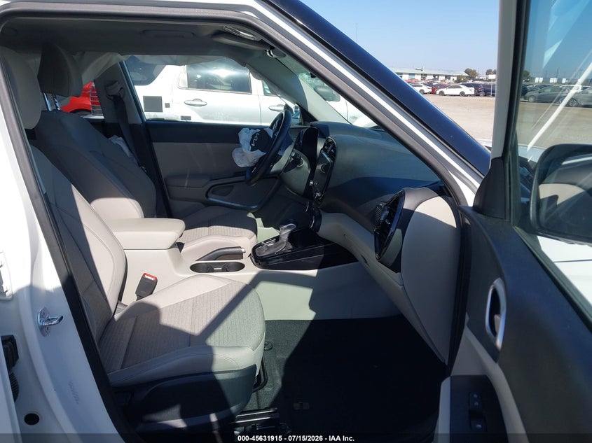 2024 Kia Soul VIN KNDJ33AU1R7237759 IAAI salvage auction — LEFT & RIGHT, Salvage (California), sold $1,550 on 2026-07-29 (photo 5)