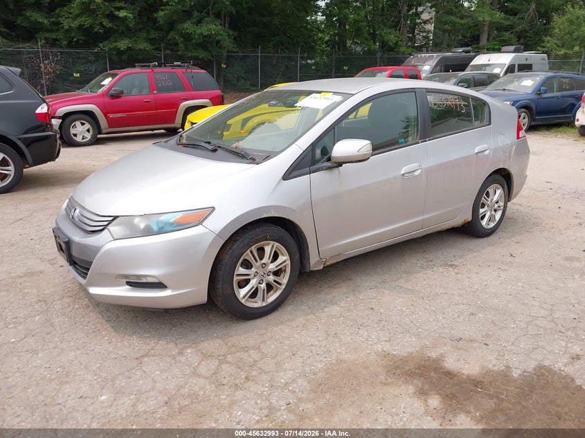 2010 Honda Insight VIN JHMZE2H71AS042042 IAAI salvage auction — NORMAL WEAR, Original (Maine), sold $700 on 2026-07-20 (photo 2)