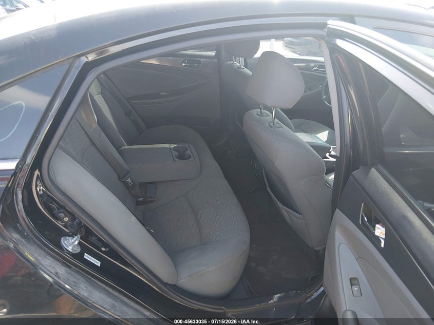 2011 Hyundai Sonata hybrid VIN KMHEC4A44BA001361 IAAI salvage auction — NORMAL WEAR, Clear (California), sold $300 on 2026-07-27 (photo 8)