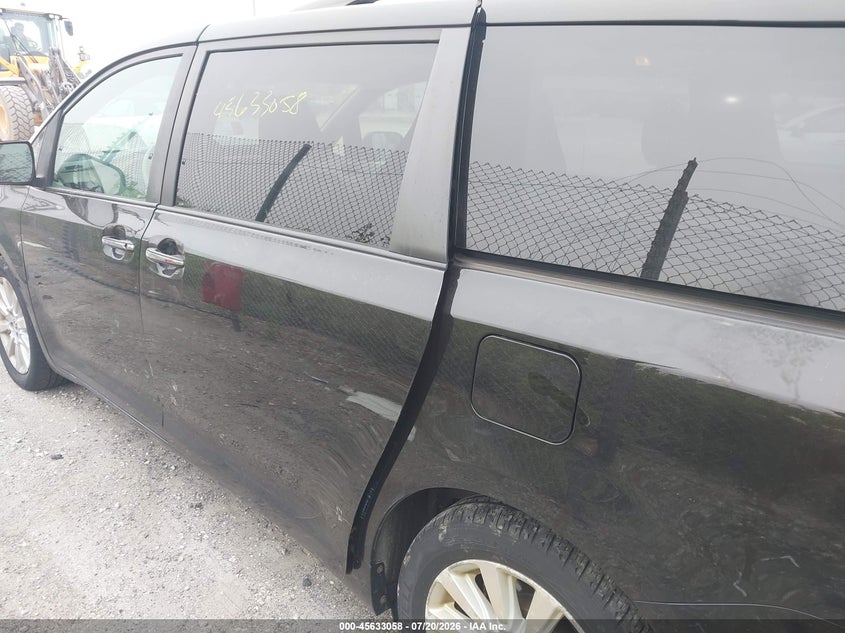 2012 Toyota Sienna VIN 5TDDK3DC5CS035068 IAAI salvage auction — NORMAL WEAR, Clear-Endorsement (Wisconsin), sold $925 on 2026-07-28 (photo 6)