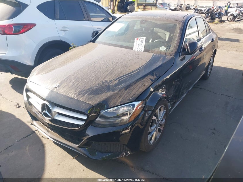 2018 Mercedes-benz C-klasse VIN WDDWF4JB9JR404448 IAAI salvage auction — SIDE, Wait Title, sold $6,400 on 2026-08-19 (photo 2)