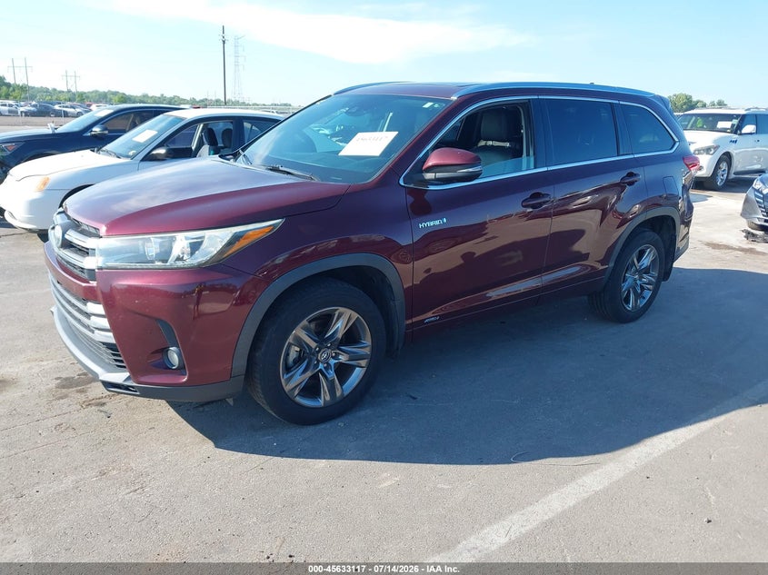 2017 Toyota Highlander hybrid VIN 5TDDGRFH8HS025011 IAAI salvage auction — NORMAL WEAR, Clear (Tennessee), sold $6,200 on 2026-07-28 (photo 2)