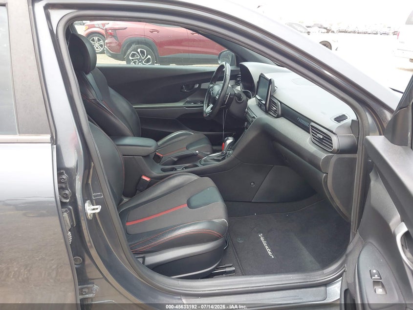 2019 Hyundai Veloster VIN KMHTH6ABXKU019400 IAAI salvage auction — NORMAL WEAR, Original (Texas), sold $2,450 on 2026-07-29 (photo 5)