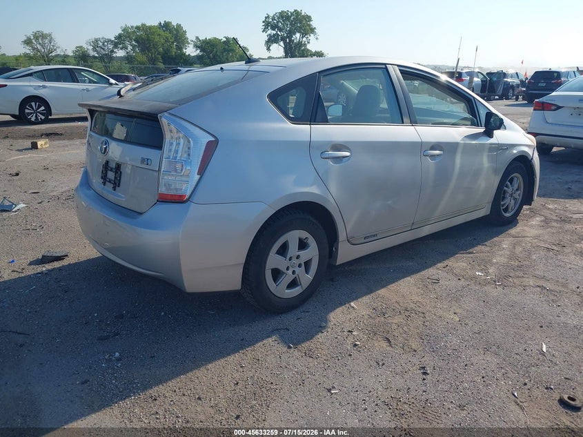 2011 Toyota Prius VIN JTDKN3DU1B0247961 IAAI salvage auction — NORMAL WEAR, Clear (Kansas), sold $1,100 on 2026-07-28 (photo 4)