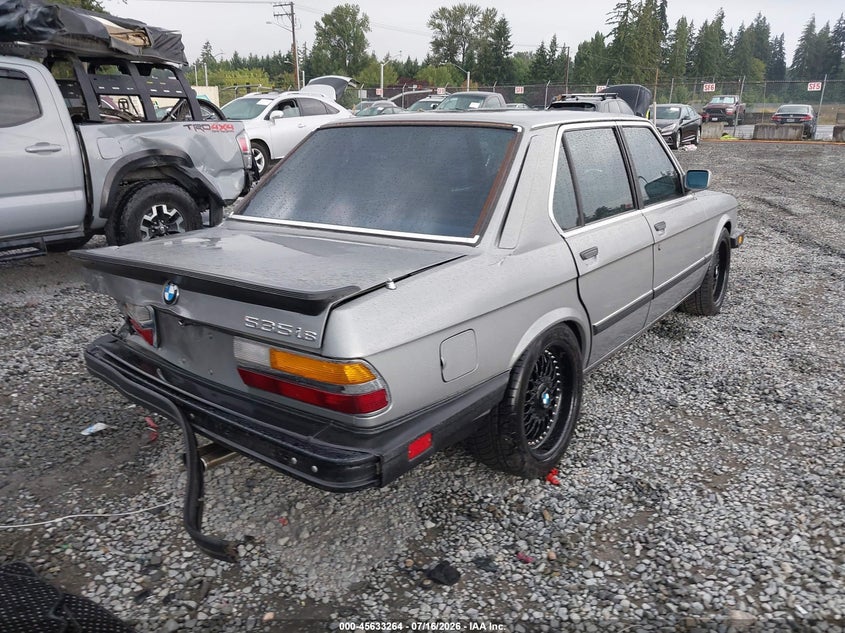 1987 BMW 5 series VIN WBADC8401H1721089 IAAI salvage auction — REAR END, Bill Of Sale (Washington), sold $7,200 on 2026-08-02 (photo 4)
