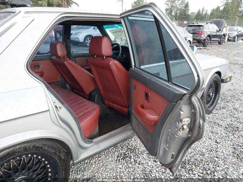 1987 BMW 5 series VIN WBADC8401H1721089 IAAI salvage auction — REAR END, Bill Of Sale (Washington), sold $7,200 on 2026-08-02 (photo 8)