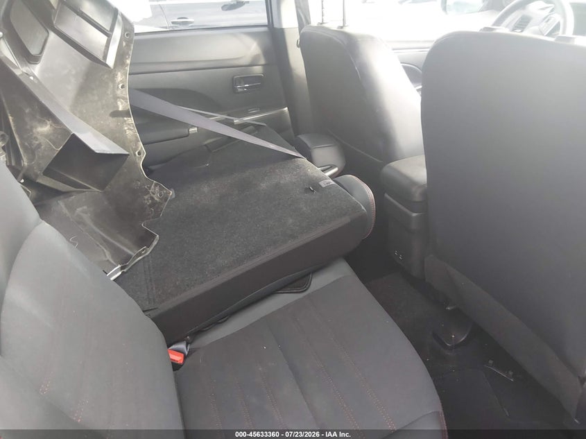 2026 Mitsubishi Outlander sport VIN JA4ARUAU2TU019840 IAAI salvage auction — ENGINE DAMAGE, Clear (Colorado), sold $125 on 2026-07-28 (photo 8)
