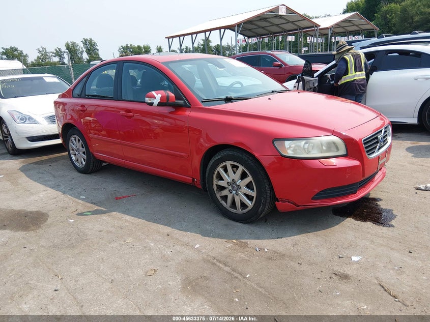 2008 Volvo S40 VIN YV1MS382282400994 IAAI salvage auction — FRONT & REAR, Salvage - Greater Than 75% (Maryland), sold $250 on 2026-08-13 (photo 1)