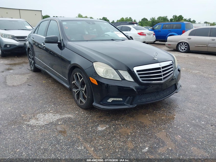 2010 Mercedes-benz E-class VIN WDDHF5GB3AA112525 IAAI salvage auction — NORMAL WEAR, Original (Texas), sold $900 on 2026-08-05 (photo 1)