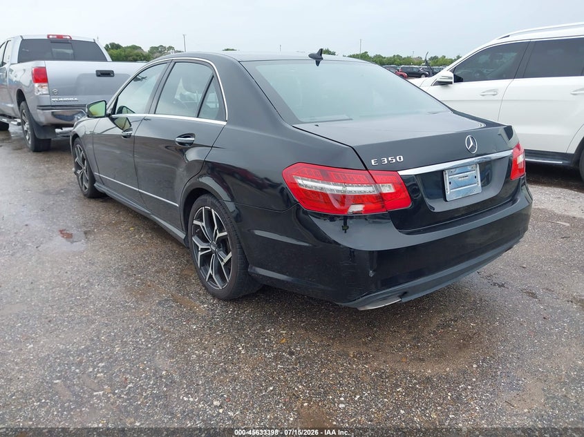 2010 Mercedes-benz E-class VIN WDDHF5GB3AA112525 IAAI salvage auction — NORMAL WEAR, Original (Texas), sold $900 on 2026-08-05 (photo 3)
