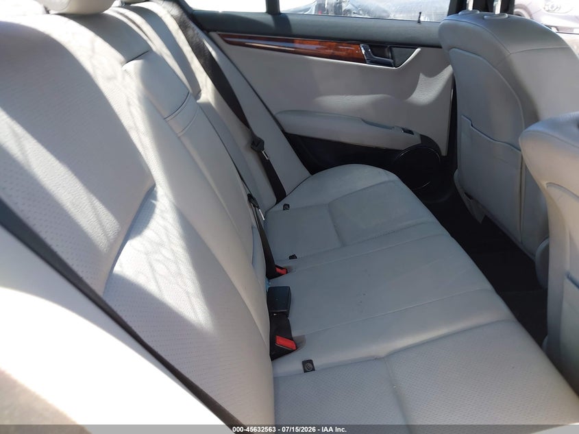 2011 Mercedes-benz C class VIN WDDGF5EBXBR145040 IAAI salvage auction — REAR END, Salvage Certificate (California), sold $875 on 2026-08-05 (photo 8)