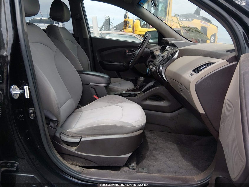 2014 Hyundai Tucson VIN KM8JT3AF0EU867880 IAAI salvage auction — NORMAL WEAR, Clear (Nevada), sold $1,950 on 2026-07-17 (photo 5)