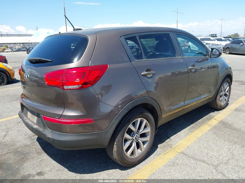 2015 Kia Sportage VIN KNDPB3AC7F7762759 IAAI salvage auction — VANDALISM, Salvage Title, sold $775 on 2026-07-28 (photo 4)
