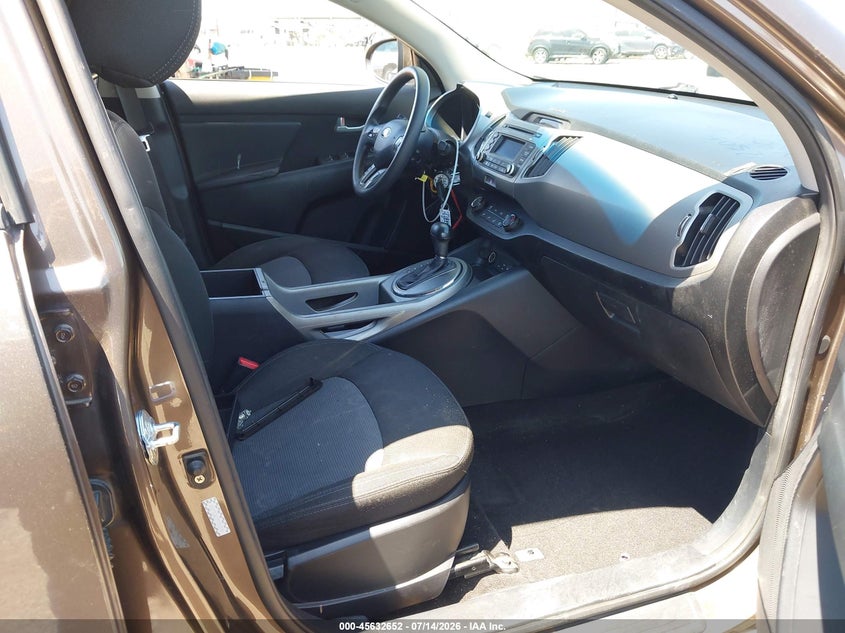 2015 Kia Sportage VIN KNDPB3AC7F7762759 IAAI salvage auction — VANDALISM, Salvage Title, sold $775 on 2026-07-28 (photo 5)