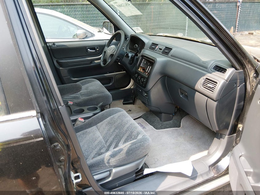 2001 Honda Cr-v VIN JHLRD18601C025901 IAAI salvage auction — NORMAL WEAR, Clear (Virginia), sold $475 on 2026-07-23 (photo 5)