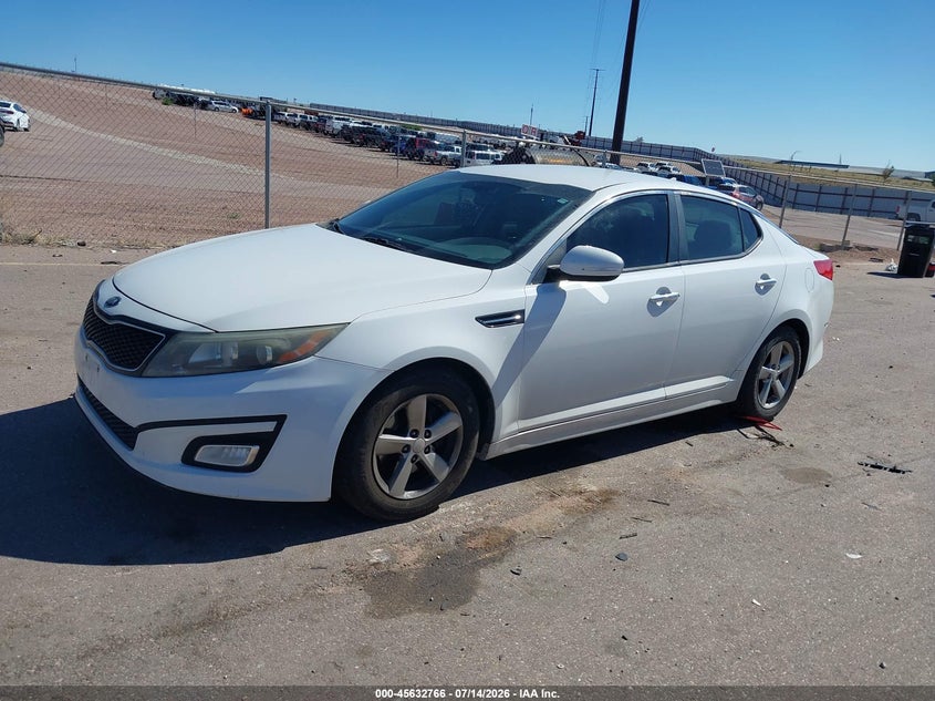 2015 Kia Optima VIN 5XXGM4A71FG366580 IAAI salvage auction — NORMAL WEAR, Clear (Colorado), sold $550 on 2026-07-29 (photo 2)