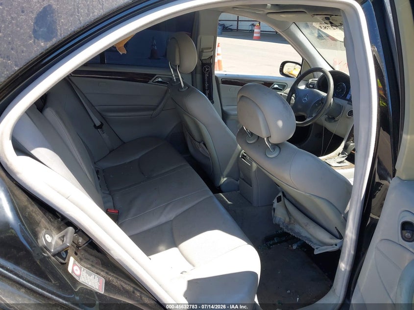 2004 Mercedes-benz C class VIN WDBRF61J24F547627 IAAI salvage auction — REAR END, Salvage (California), sold $300 on 2026-08-12 (photo 8)