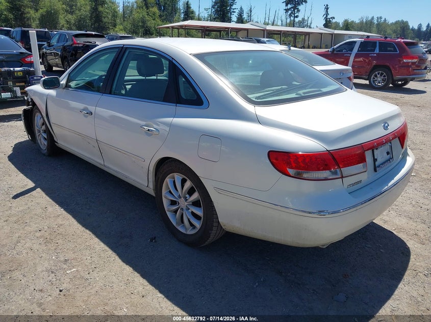 2006 Hyundai Azera VIN KMHFC46F96A099842 IAAI salvage auction — NORMAL WEAR, Clear (Washington), sold $375 on 2026-07-29 (photo 3)