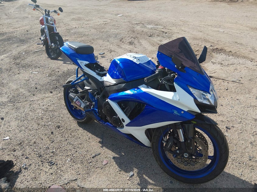 2008 Suzuki Gsx-r750 VIN JS1GR7LA082102538 IAAI salvage auction — RIGHT SIDE, Salvage (Arizona), sold $1,350 on 2026-07-29 (photo 2)