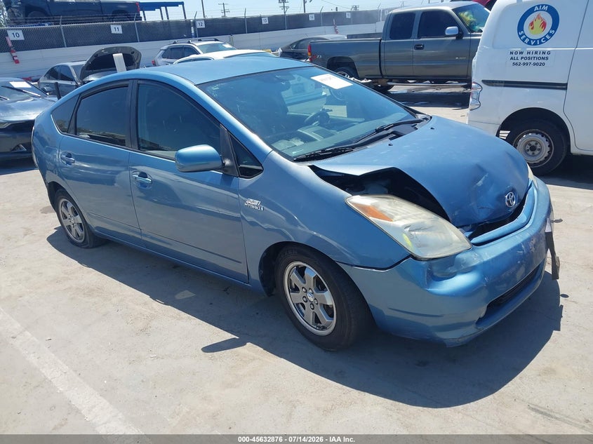 2007 Toyota Prius VIN JTDKB20U977618503 IAAI salvage auction — FRONT & REAR, Salvage (California), sold $325 on 2026-07-29 (photo 1)