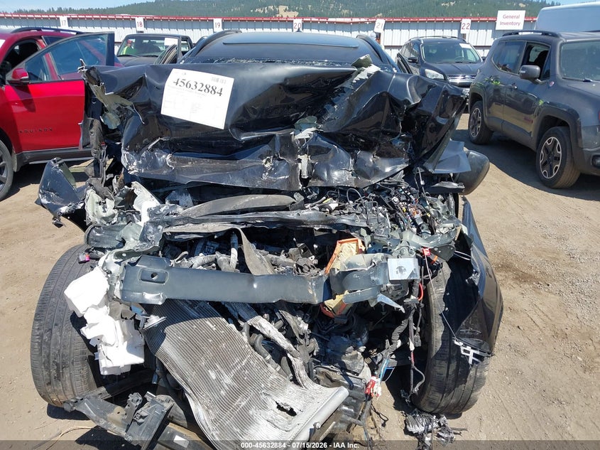 2022 Volvo Xc40 VIN YV4162UM0N2644845 IAAI salvage auction — FRONT END, Salvage Title, sold $975 on 2026-08-18 (photo 6)