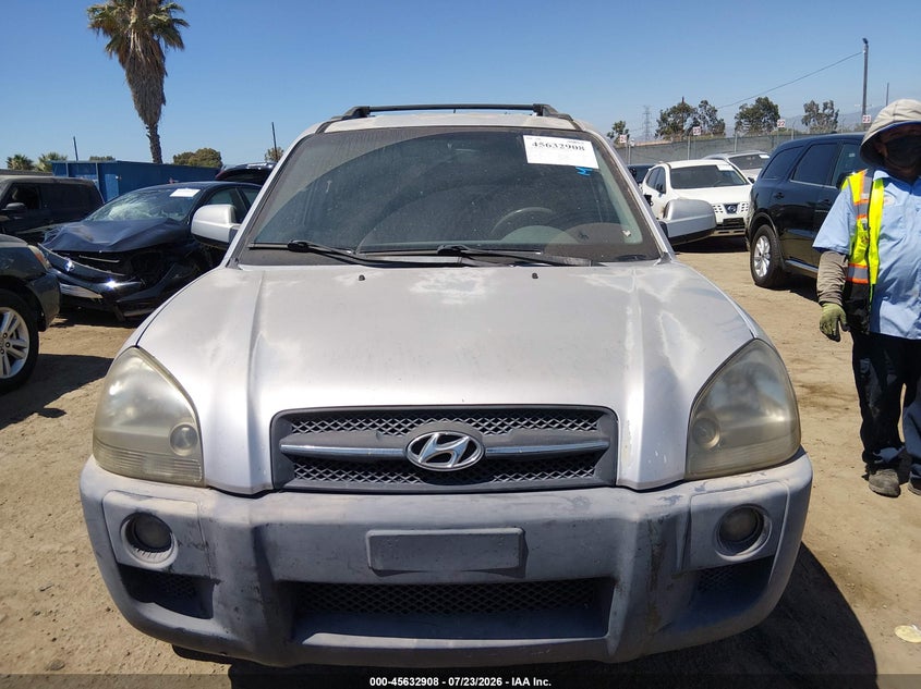 2006 Hyundai Tucson VIN KM8JN12D76U383556 IAAI salvage auction — NORMAL WEAR, Clear-Dealer Only (Arizona), sold $25 on 2026-07-29 (photo 6)