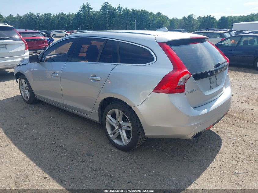 2015 Volvo V60 VIN YV140MEB5F1203160 IAAI salvage auction — LEFT FRONT, Clear (Massachusetts), sold $425 on 2026-07-31 (photo 3)
