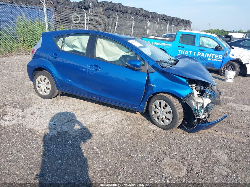 2012 Toyota Prius c VIN JTDKDTB38C1527188 IAAI salvage auction — NORMAL WEAR, Clear (Pennsylvania), sold $425 on 2026-07-31 (photo 1)