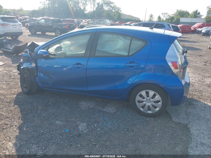 2012 Toyota Prius c VIN JTDKDTB38C1527188 IAAI salvage auction — NORMAL WEAR, Clear (Pennsylvania), sold $425 on 2026-07-31 (photo 3)