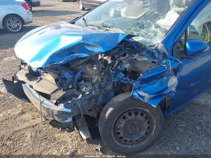 2012 Toyota Prius c VIN JTDKDTB38C1527188 IAAI salvage auction — NORMAL WEAR, Clear (Pennsylvania), sold $425 on 2026-07-31 (photo 6)