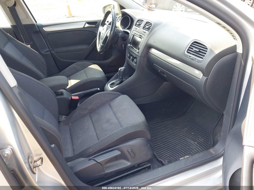 2012 Volkswagen Golf VIN WVWDM7AJ2CW101225 IAAI salvage auction — NORMAL WEAR, Clear (New Jersey), sold $100 on 2026-07-21 (photo 5)