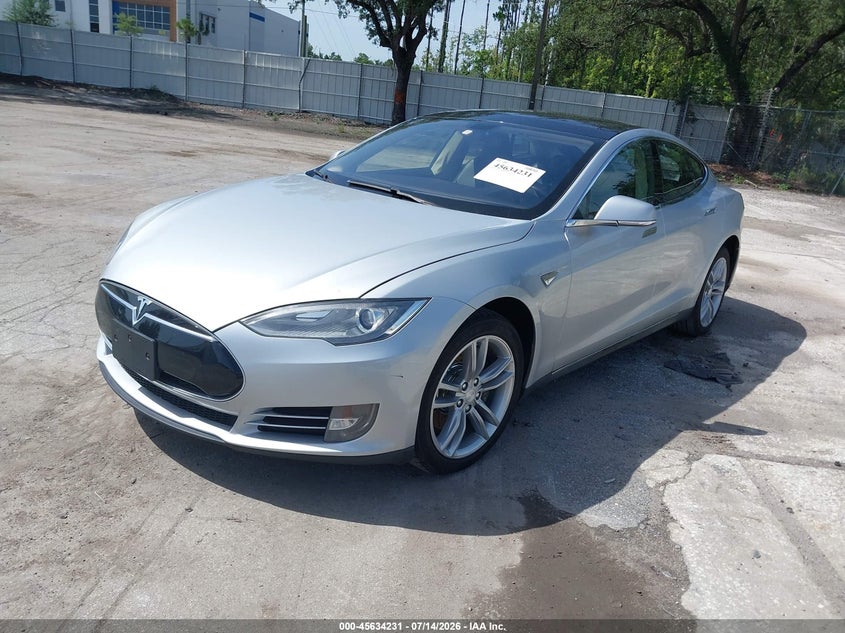2013 Tesla Model s VIN 5YJSA1DP0DFP06721 IAAI salvage auction — UNKNOWN, Clear (Florida), sold $3,000 on 2026-07-22 (photo 2)