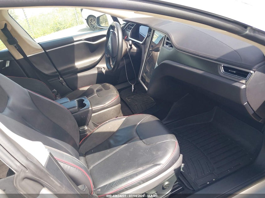 2013 Tesla Model s VIN 5YJSA1DP0DFP06721 IAAI salvage auction — UNKNOWN, Clear (Florida), sold $3,000 on 2026-07-22 (photo 5)