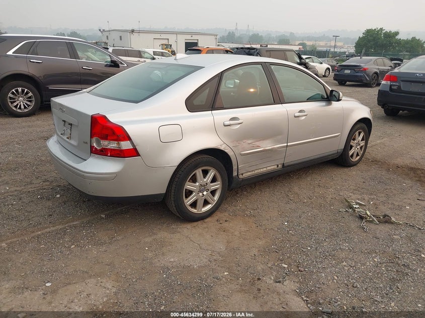 2007 Volvo S40 VIN YV1MS382772259533 IAAI salvage auction — FRONT END, Salvage (Pennsylvania), sold $300 on 2026-07-31 (photo 4)