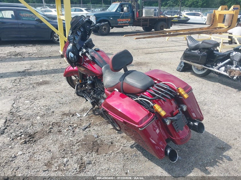 2023 Harley-davidson Street glide VIN 1HD1AEP18PB645019 IAAI salvage auction — ENGINE DAMAGE, Salvage (Massachusetts), sold $11,750 on 2026-08-18 (photo 3)