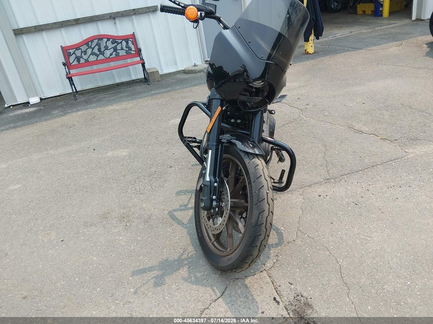 2020 Harley-davidson Low rider VIN 1HD1YWK16LB023828 IAAI salvage auction — LEFT SIDE, Salvage (Connecticut), sold $5,000 on 2026-09-10 (photo 5)