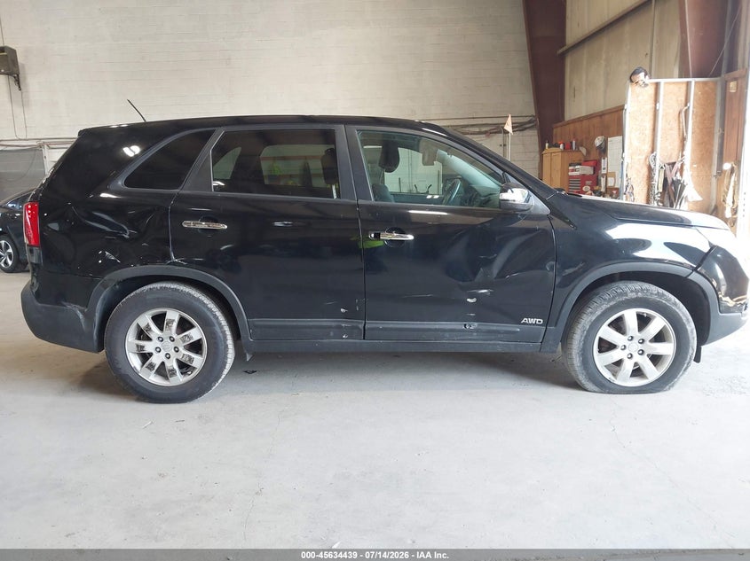 2011 Kia Sorento VIN 5XYKTCA19BG187499 IAAI salvage auction — SIDE, Mv-907A (New York), sold $775 on 2026-08-01 (photo 6)