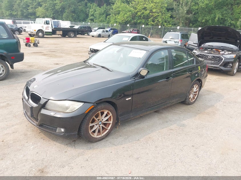 2010 BMW 3 series VIN WBAPK7C52AA460049 IAAI salvage auction — NORMAL WEAR, Clear (Maryland), sold $500 on 2026-07-28 (photo 2)
