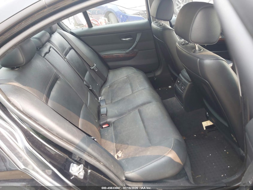2010 BMW 3 series VIN WBAPK7C52AA460049 IAAI salvage auction — NORMAL WEAR, Clear (Maryland), sold $500 on 2026-07-28 (photo 8)