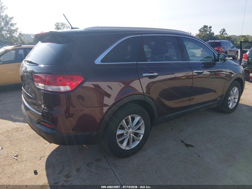 2016 Kia Sorento VIN 5XYPGDA38GG127643 IAAI salvage auction — NORMAL WEAR, Clear (Missouri), sold $125 on 2026-07-28 (photo 4)