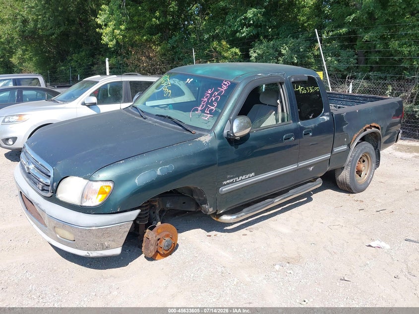 2000 Toyota Tundra VIN 5TBBT4418YS122116 IAAI salvage auction — NORMAL WEAR, Clear (Indiana), sold $300 on 2026-07-29 (photo 2)