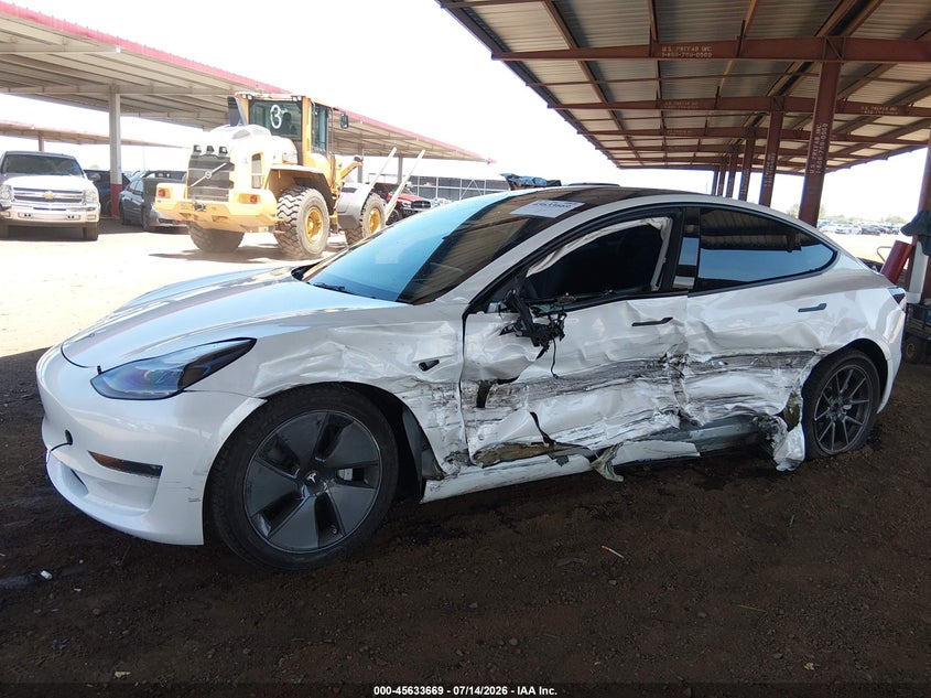 2023 Tesla Model 3 VIN 5YJ3E1EA7PF560230 IAAI salvage auction — SIDE, Salvage Title, sold $4,600 on 2026-07-29 (photo 6)