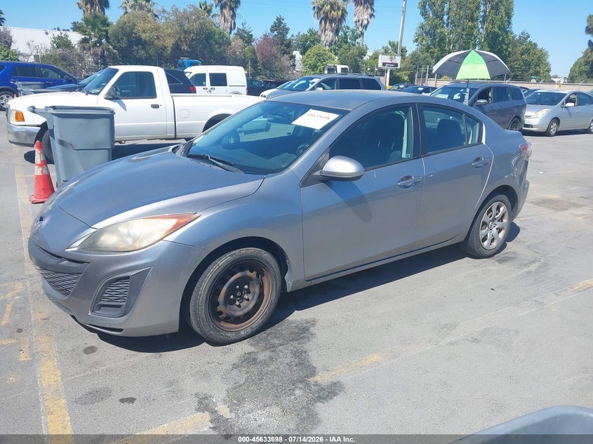 2011 Mazda 3 VIN JM1BL1UG7B1467913 IAAI salvage auction — NORMAL WEAR, Clear - Dealer Only (California), sold $375 on 2026-07-29 (photo 2)